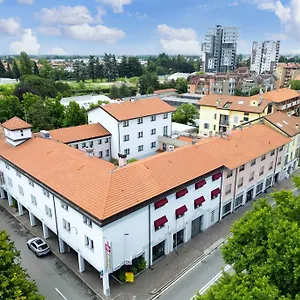 Western Borgolecco Hotel